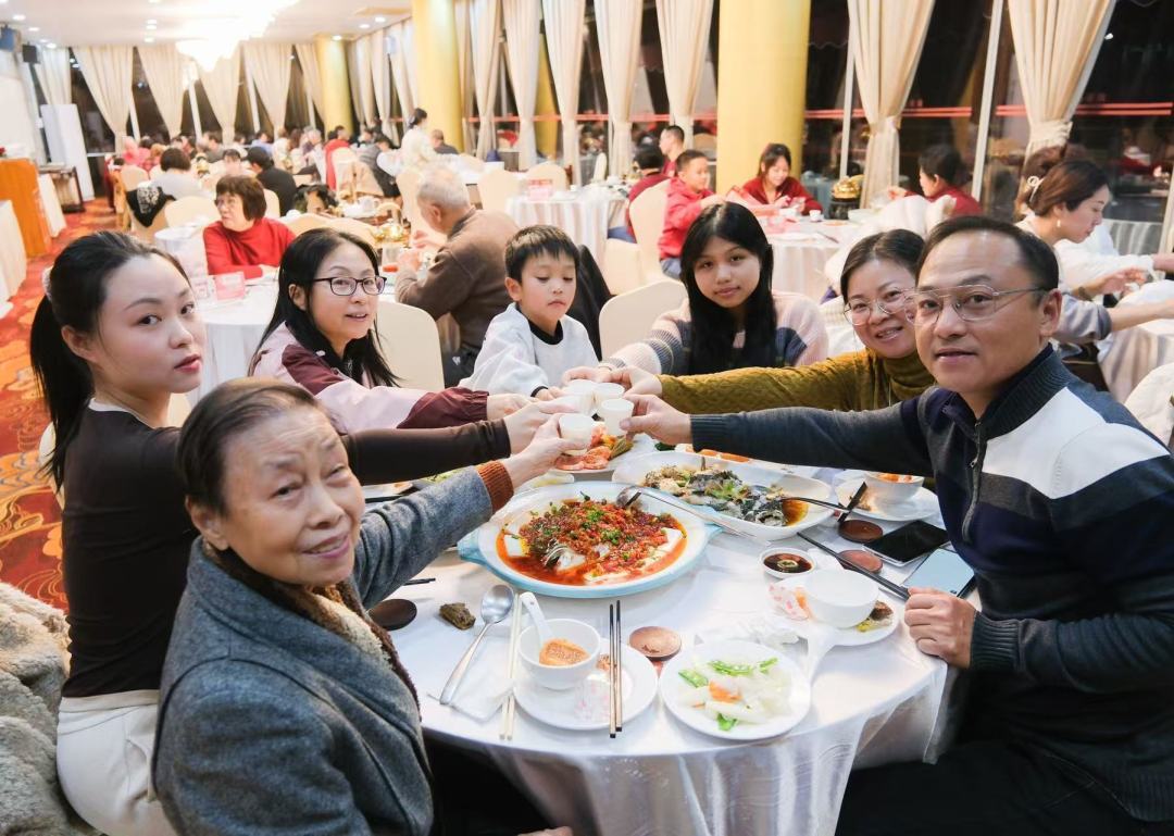 除夕我在岗｜为众人烹团圆饭，，再忙碌也值得_企业动态_澳门永利皇宫官网入口官网 - Powered by 广州广府通讯息科技有限公司